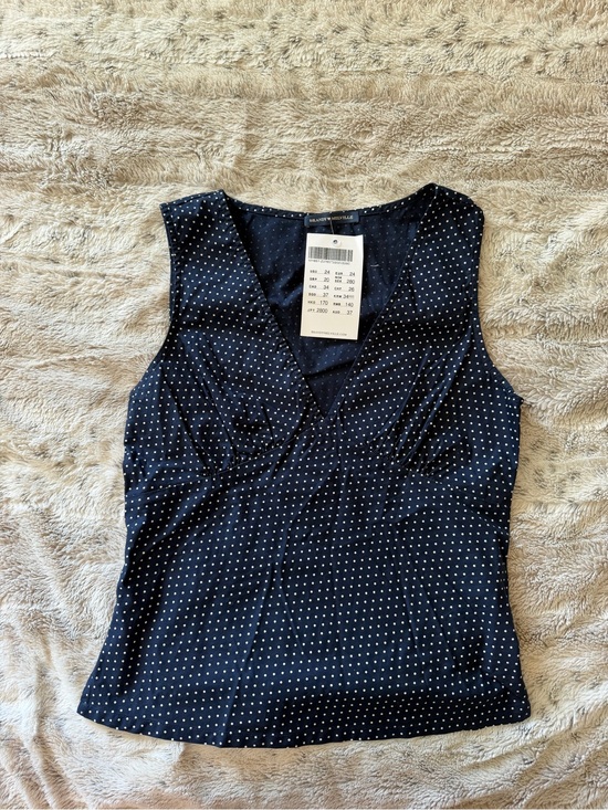 Brandy Melville Tops - Brandy Melville Women’s Navy Polka Dot V-Neck Tank Top
